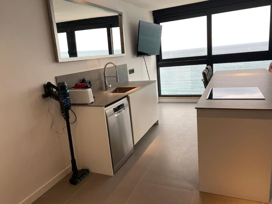 Estupendo Apartamento En Planta 23 Primera Linea Benidorm Dış mekan fotoğraf